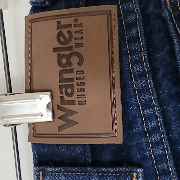 Wrangler Jeans 35x30 - Picture 3 of 3
